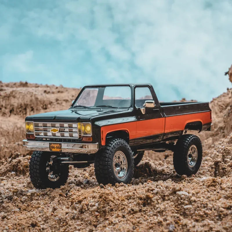 FMS New FCX18 1:18 Chevrolet K10 Pickup Truck Officially Authorized Classic Retro Off-road Climbing RC Car Model RTR