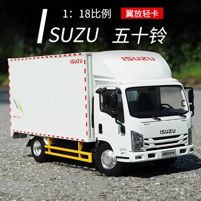 Diecast 1/18 scale Isuzu Light truck with wings van truck alloy model finished ornaments Adult Gift Hobby & Toys
