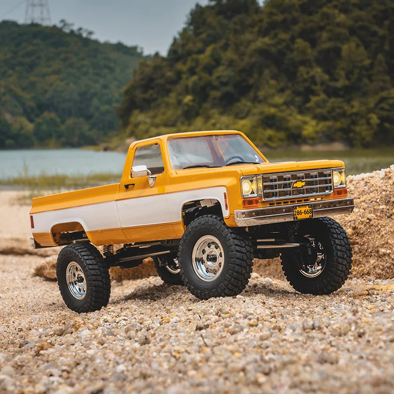 FMS New FCX18 1:18 Chevrolet K10 Pickup Truck Officially Authorized Classic Retro Off-road Climbing RC Car Model RTR