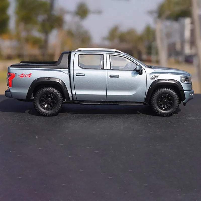 Diecast 1:18 Scale Mars 9 Pickup Truck Off-road Vehicle Simulation Car Model Alloy Decoration Gift Hobby Collection Toy ﻿